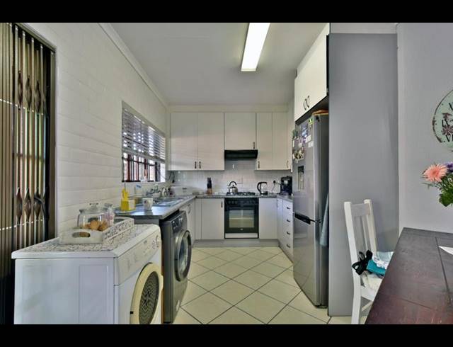 3 BEDROOM HOUSE FOR SALE IN NEWMARKET